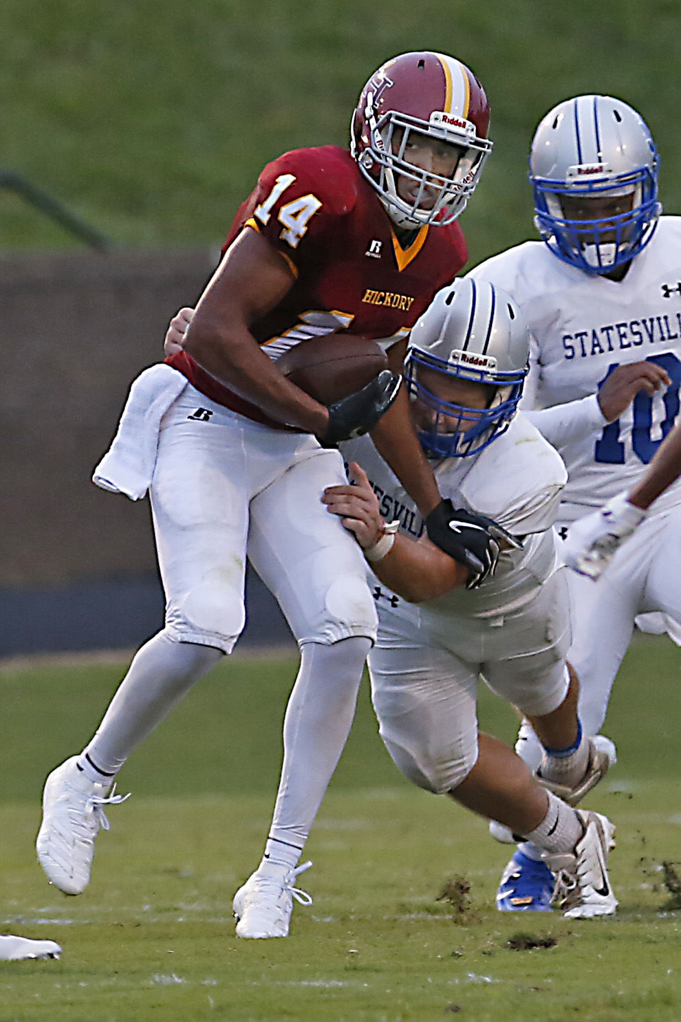Hickory vs. statesville (14).jpg
